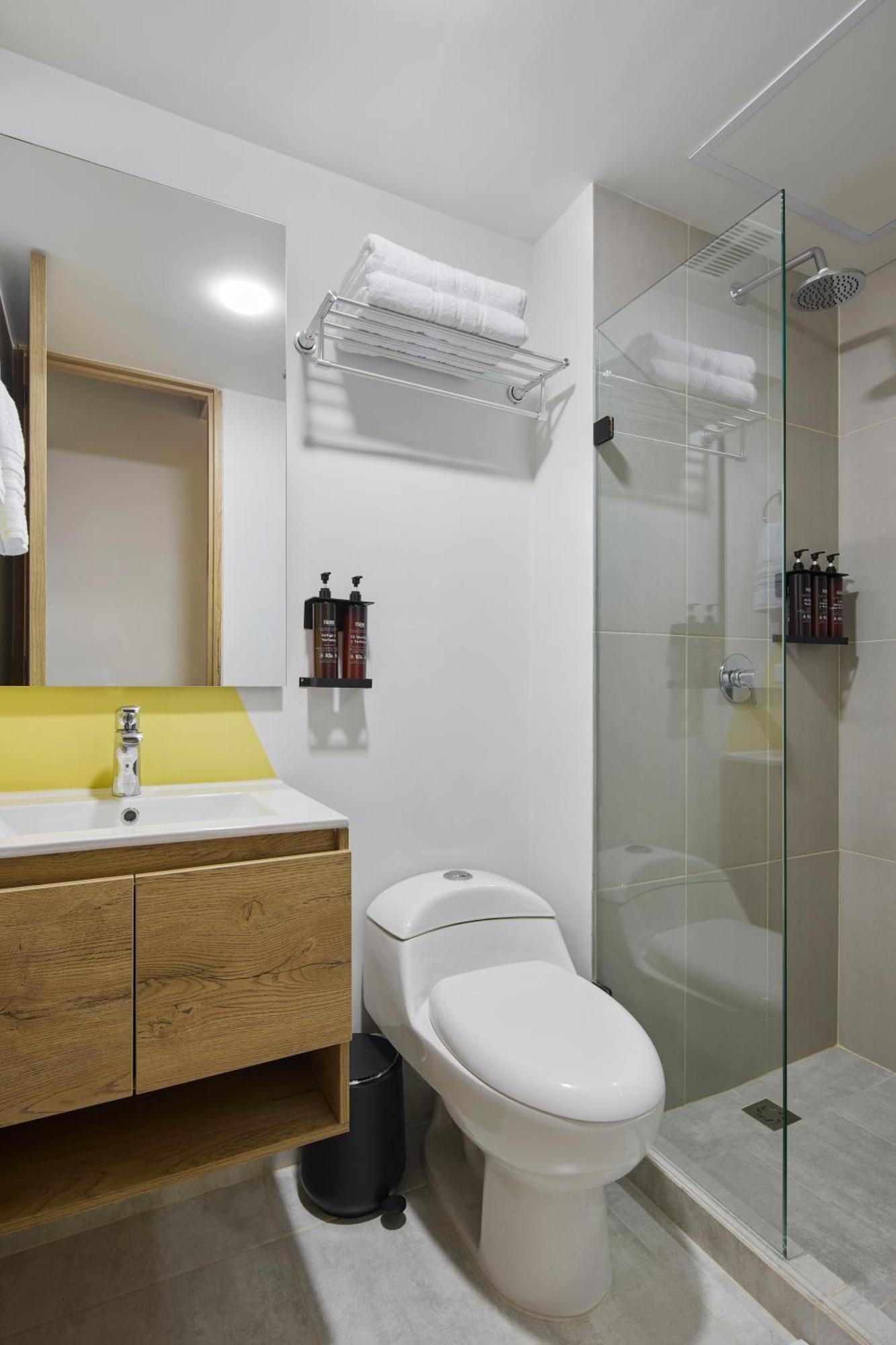 30 Living Suites Медельїн Екстер'єр фото
